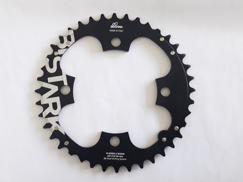 BXM30 - Corona 40T B.C.D. 104 mm per doppia